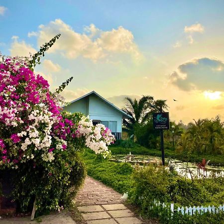 Exotica Beach Retreats Diveagar Diveāgar Exterior foto