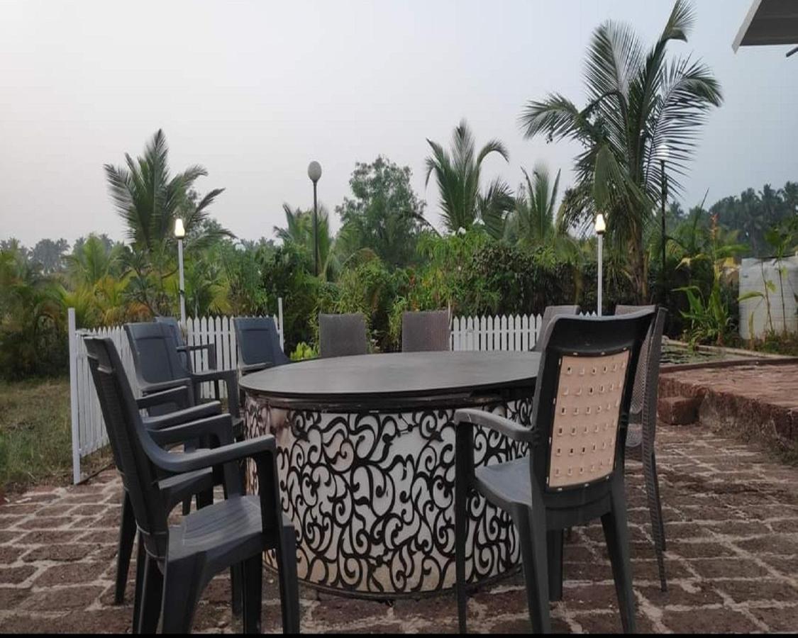 Exotica Beach Retreats Diveagar Diveāgar Exterior foto