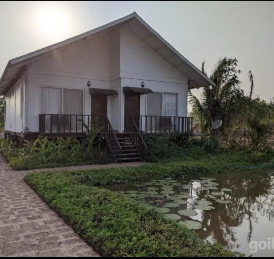 Exotica Beach Retreats Diveagar Diveāgar Exterior foto