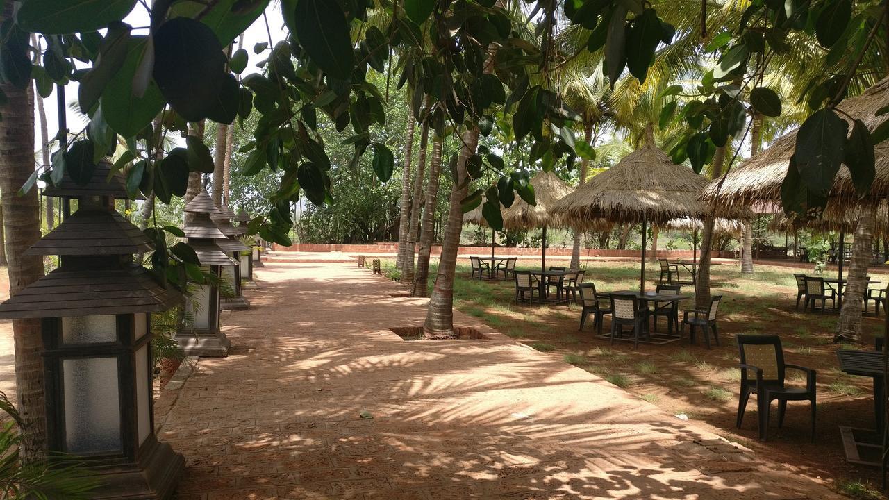Exotica Beach Retreats Diveagar Diveāgar Exterior foto